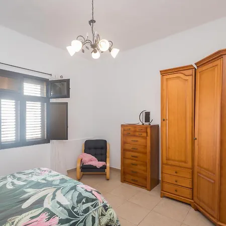 Moya Rooftop Mountain Views House - 3br